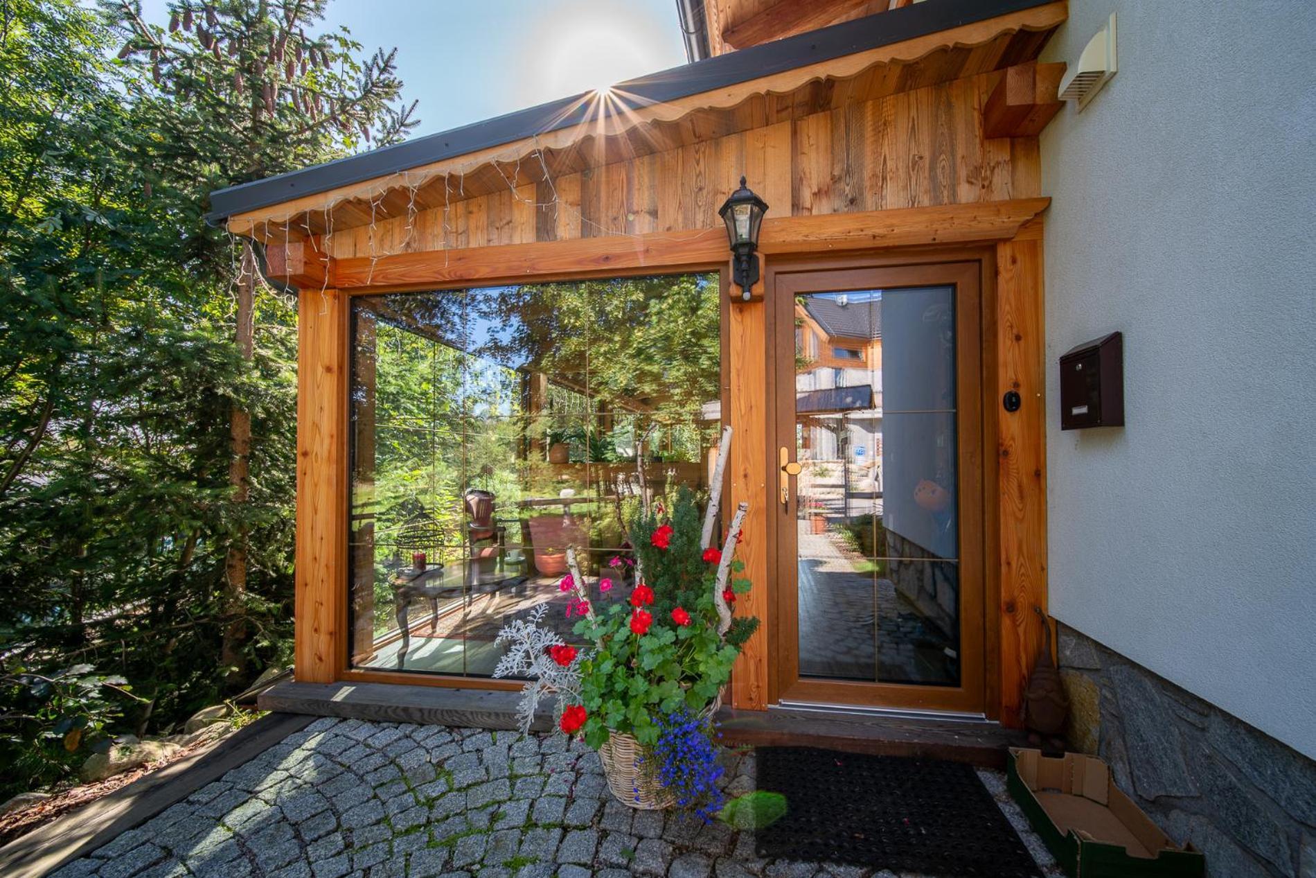 Tatrachalet Lomnica Rent Tatranská Lomnica Exteriör bild